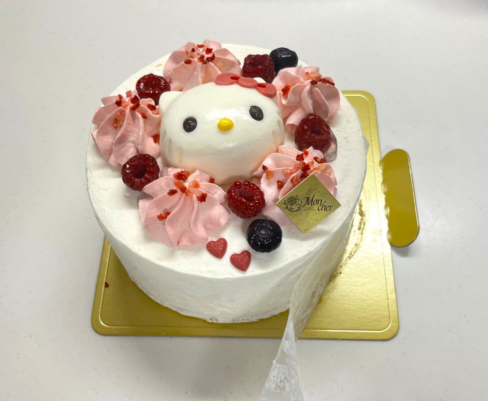 楽天市場 パティスリーモンシェールのハローキティケーキ